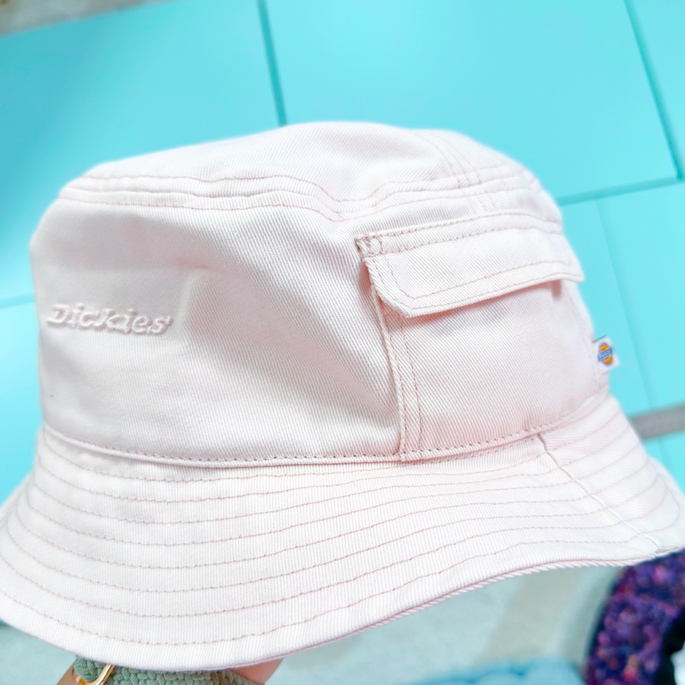 Dickies Light Pink Bucket Hat